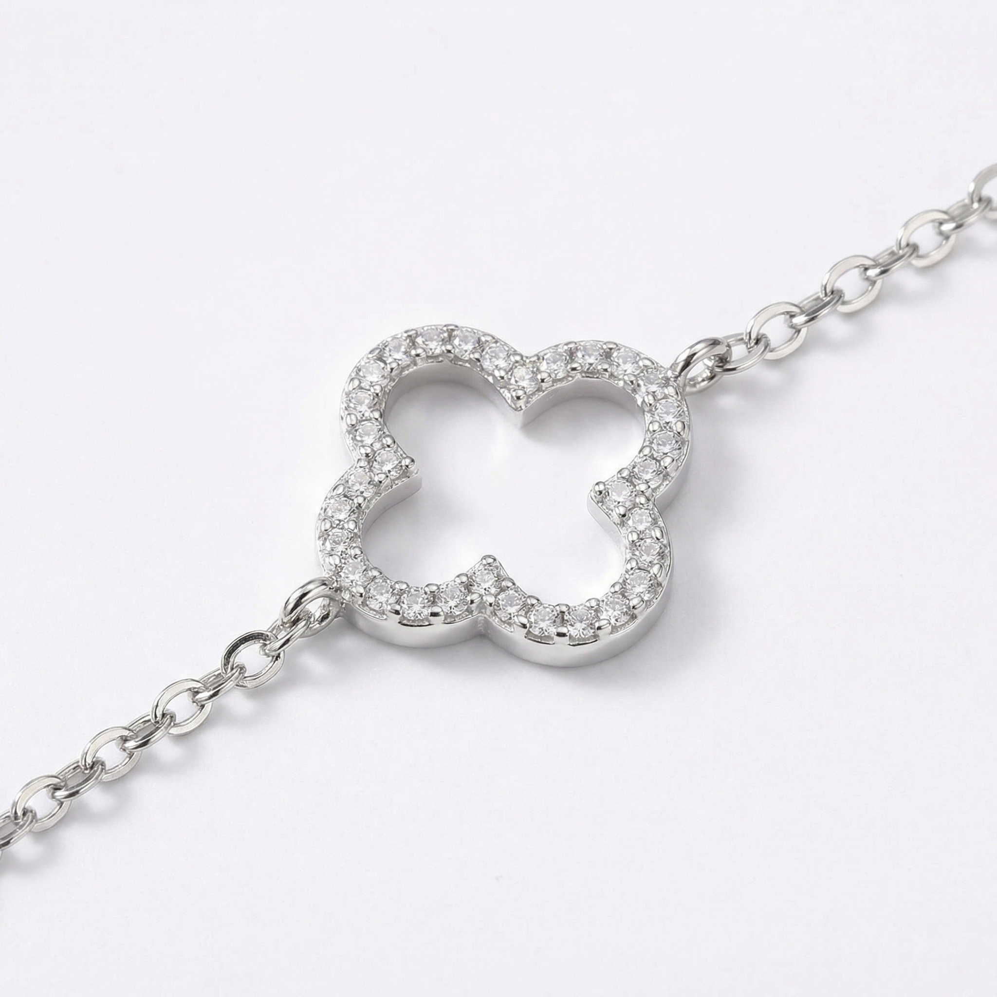 La Chance™ — The Lucky Clover Bracelet