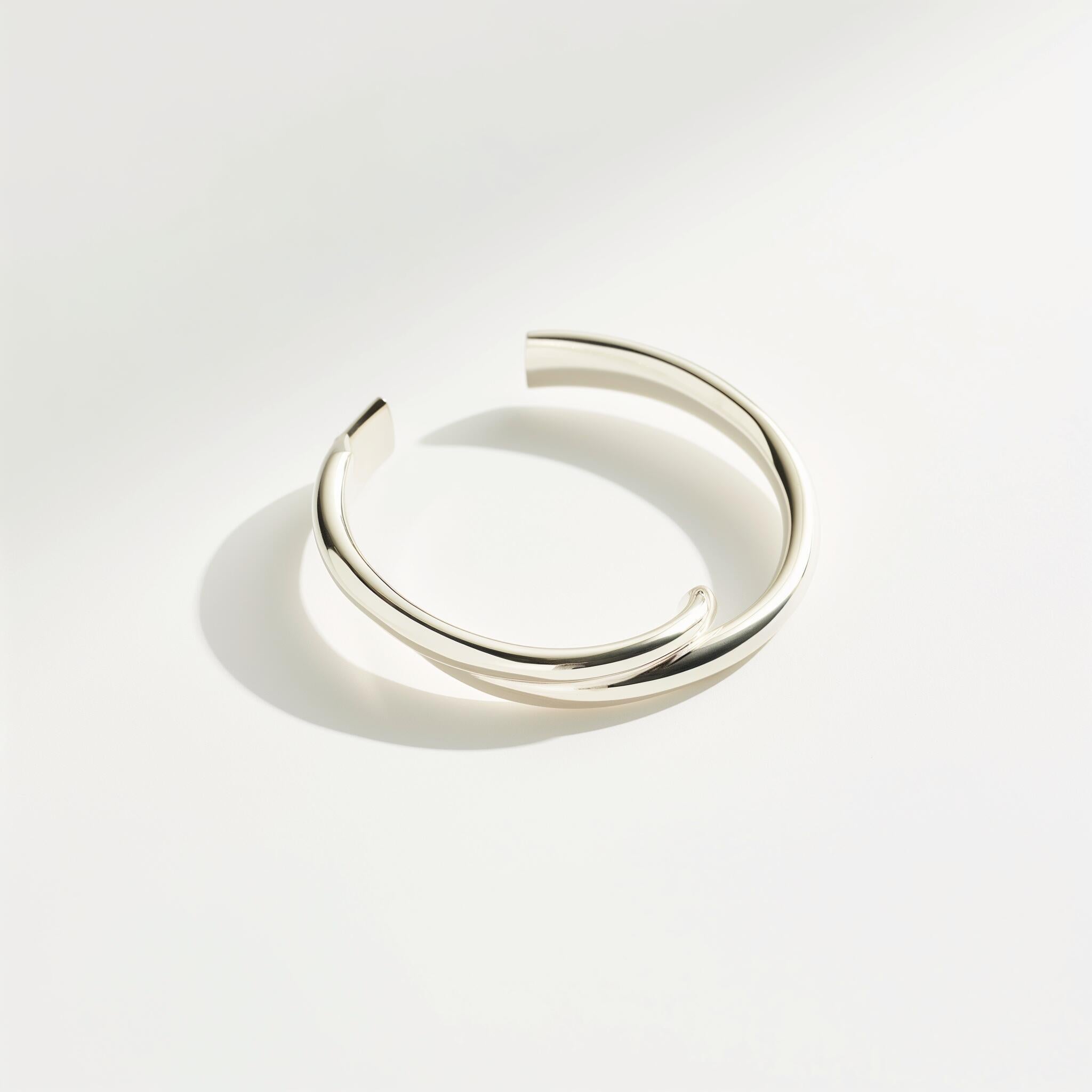 L'Arc — The Open Cuff Ring